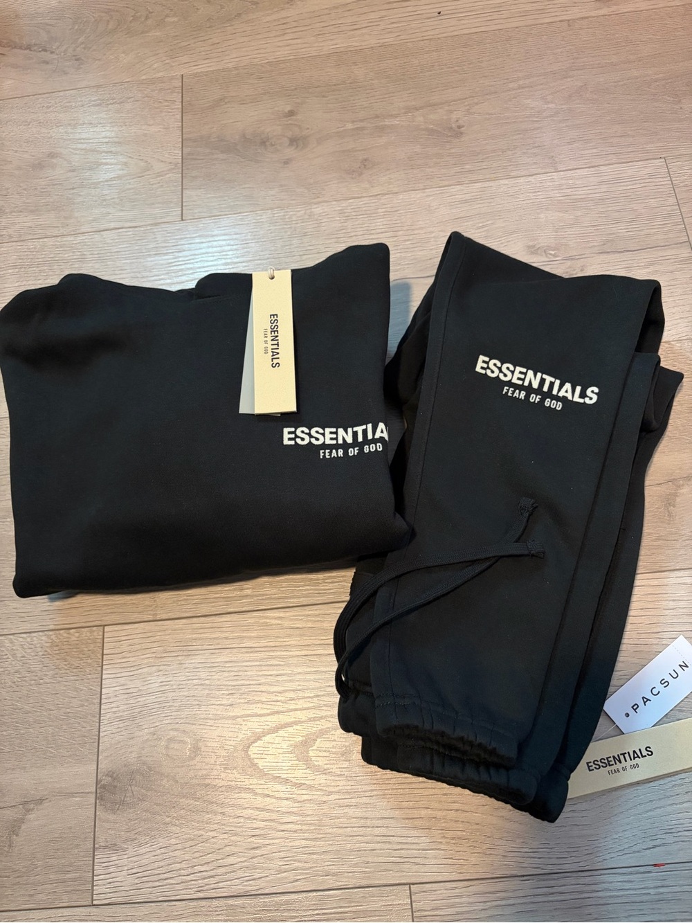 Kids Essentials Fear of God Black Sweatpants/sweats ESSENTIALS sets 6/7